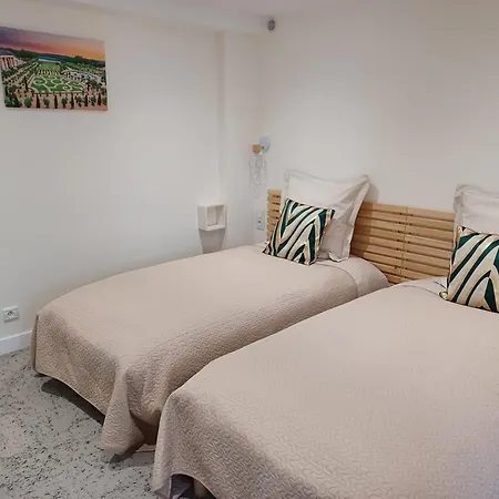 Plain-pied 80 M2 Dans Maison, Parking Prive Gratuit, Gare Directe Paris