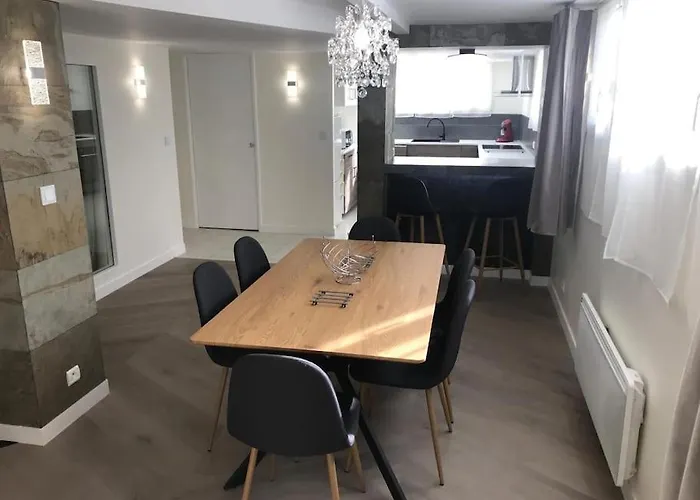 Plain-pied 80 M2 Dans Maison, Parking Prive Gratuit, Gare Directe Paris 아파트 베흑사이으